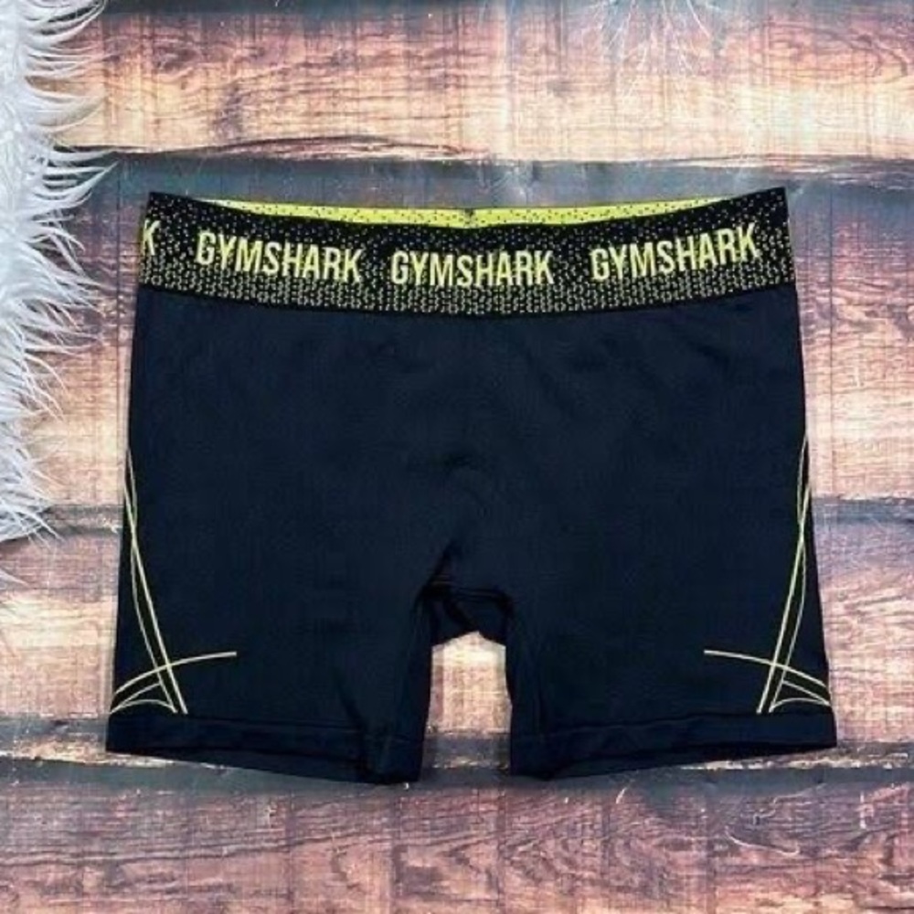 GYMSHARK apex gym spandex shorts